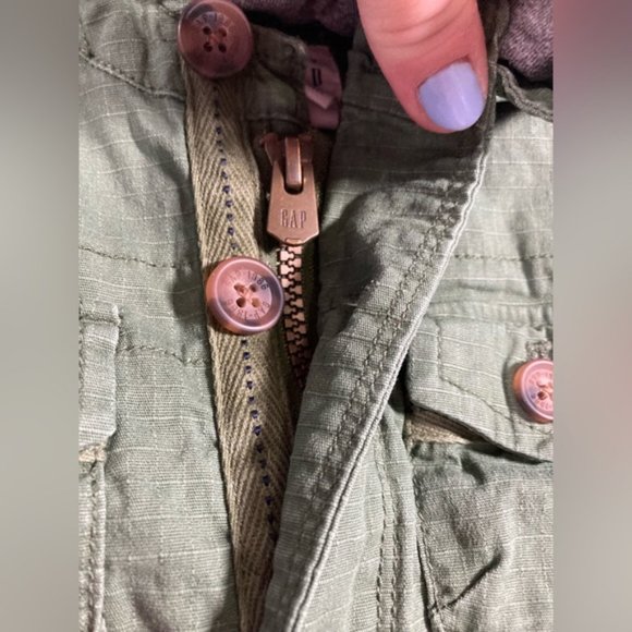 Baby GAP 0-6 months Army green cargo jacket EUC - Picture 4 of 10